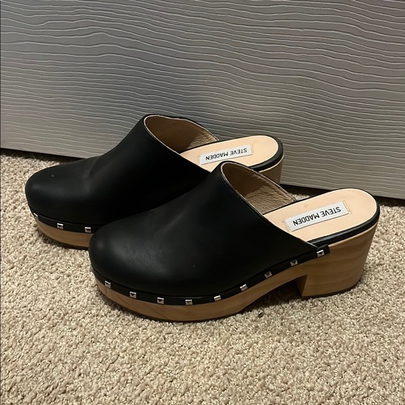 Steve Madden Shoes - Steve Madden Black and Tan Mules with Wooden Sole